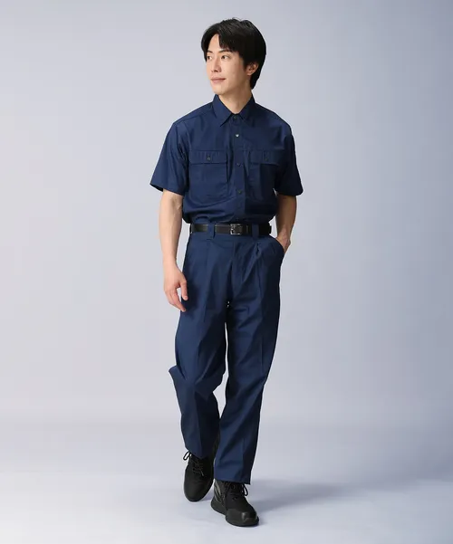 半袖シャツ