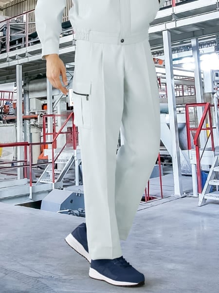 ツータックカーゴパンツ