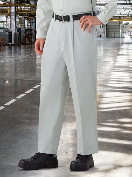 製品制電ワンタックパンツ